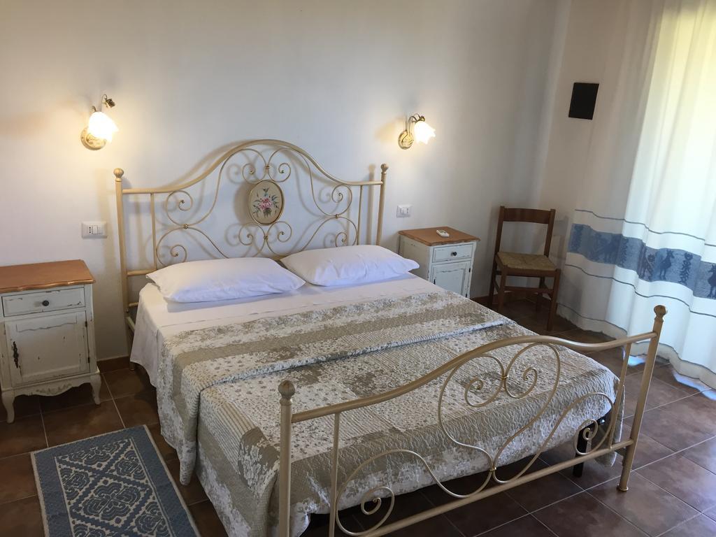 Agriturismo Mieleamaro Villa Olbia Eksteriør billede