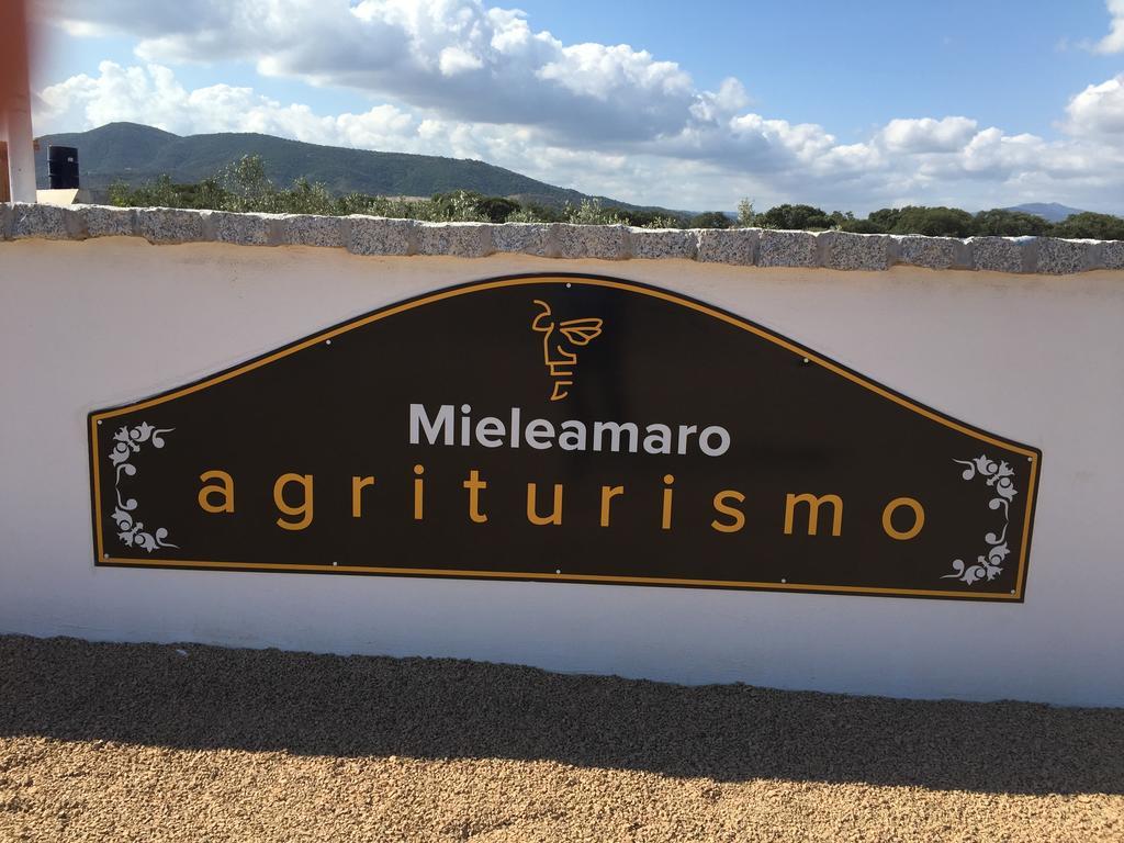 Agriturismo Mieleamaro Villa Olbia Eksteriør billede